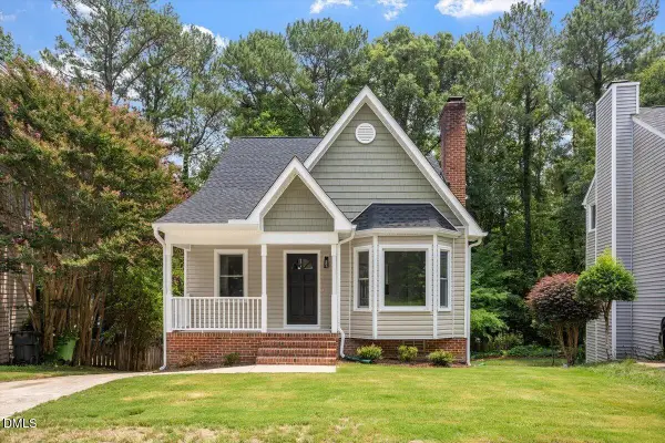 1720 Kingston Heath Way, Raleigh, NC 27604