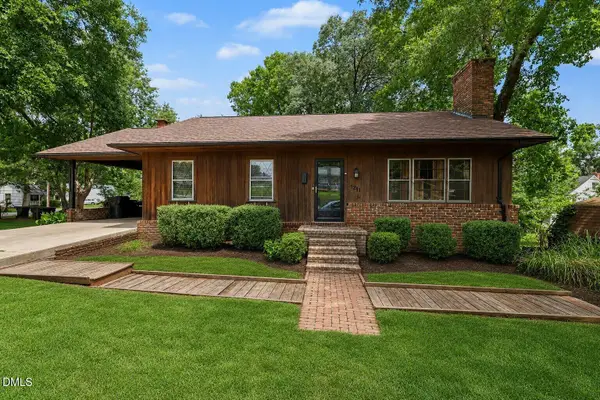 1211 E Willowbrook Drive, Burlington, NC 27215