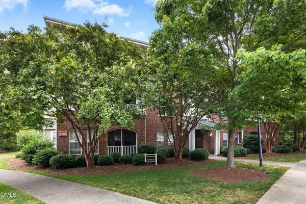 613 Ives Court, Chapel Hill, NC 27514