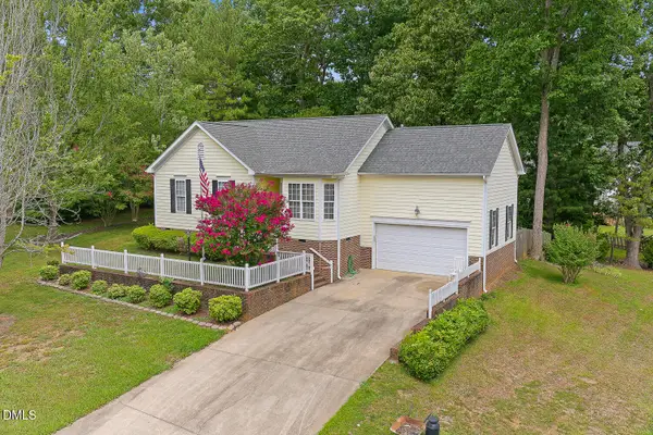 8 Hawks Spiral Way, Pittsboro, NC 27312