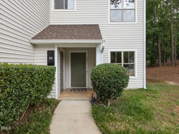 6010 Winterpointe Lane, Raleigh, NC 27606
