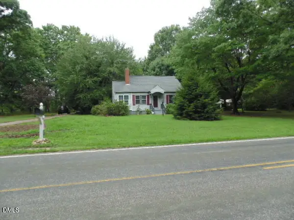 1121 S Cokesbury Road, Henderson, NC 27537