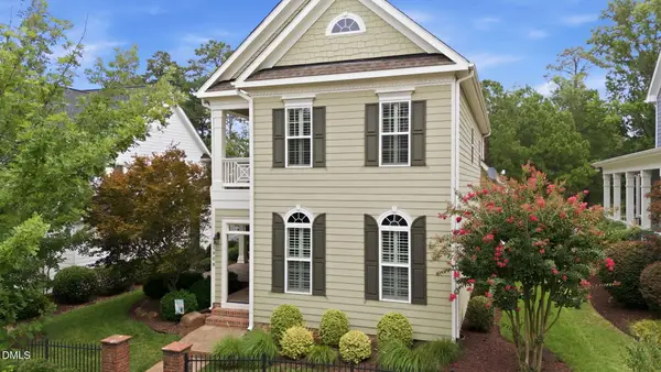 1908 Green Oaks Parkway, Holly Springs, NC 27540