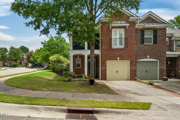 1903 Whirlaway Court, Cary, NC 27519
