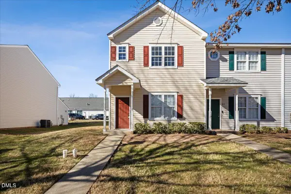317 Commons Drive, Holly Springs, NC 27540