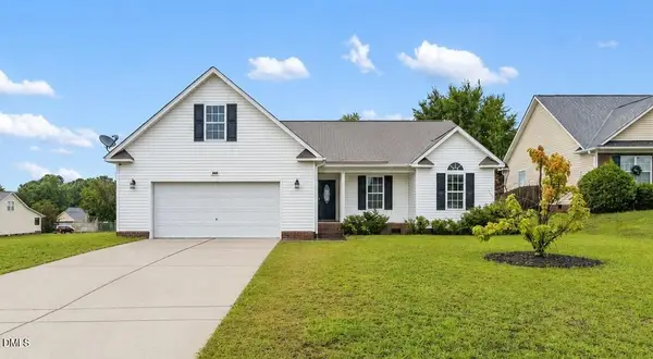1466 Thoroughbred Trail, Parkton, NC 28371