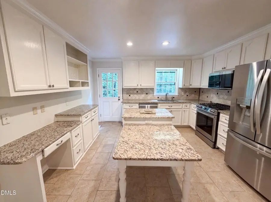 204 Boulder Bluff Trail, Chapel Hill, NC 27516 - #2