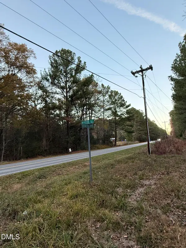 2636 Ritchie Road, Chapel Hill, NC 27516