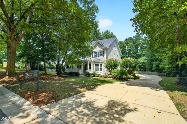 612 Crossway Lane, Holly Springs, NC 27540