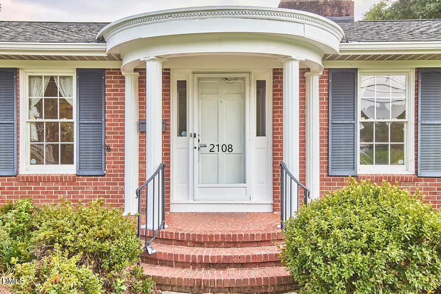 2108 Edgewood Avenue, Burlington, NC 27215 - #2