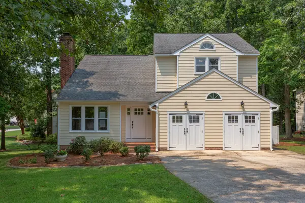 1001 Lantern Light Court, Apex, NC 27502