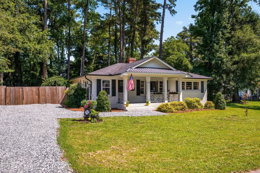 205 Jones Avenue, Fuquay Varina, NC 27526 - #2