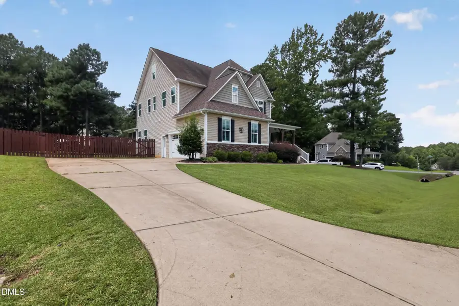 626 Bridgeport Circle, Clayton, NC 27527 - #3
