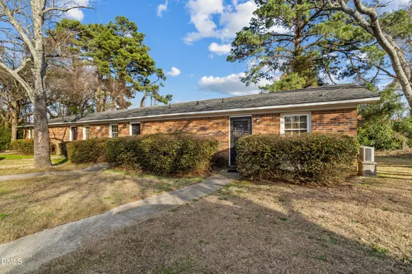 6421 Applecross Avenue, Fayetteville, NC 28304