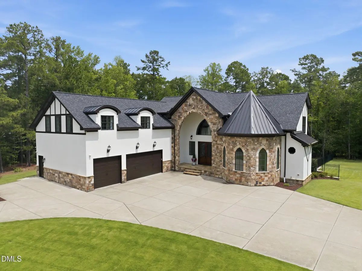 222 American Court, Apex, NC 27523 - #1
