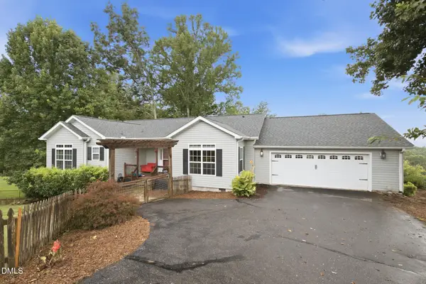 15 Briar Ridge Drive, Fairview, NC 28730