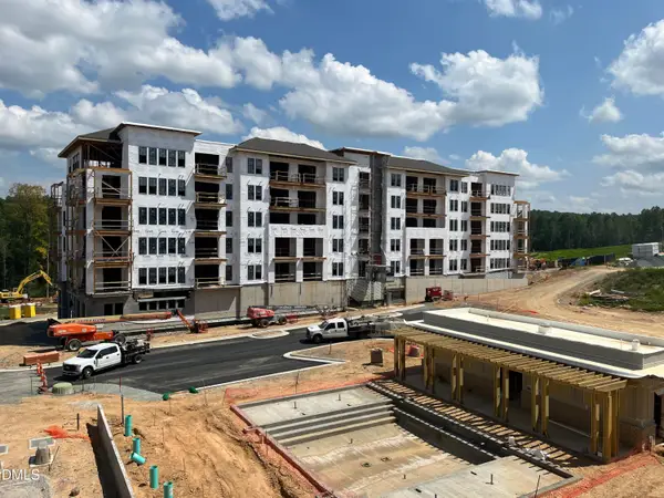 211 S Crk Crossing, Chapel Hill, NC 27516