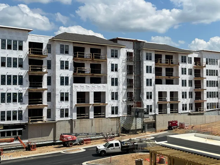 211 S Crk Crossing, Chapel Hill, NC 27516 - #3