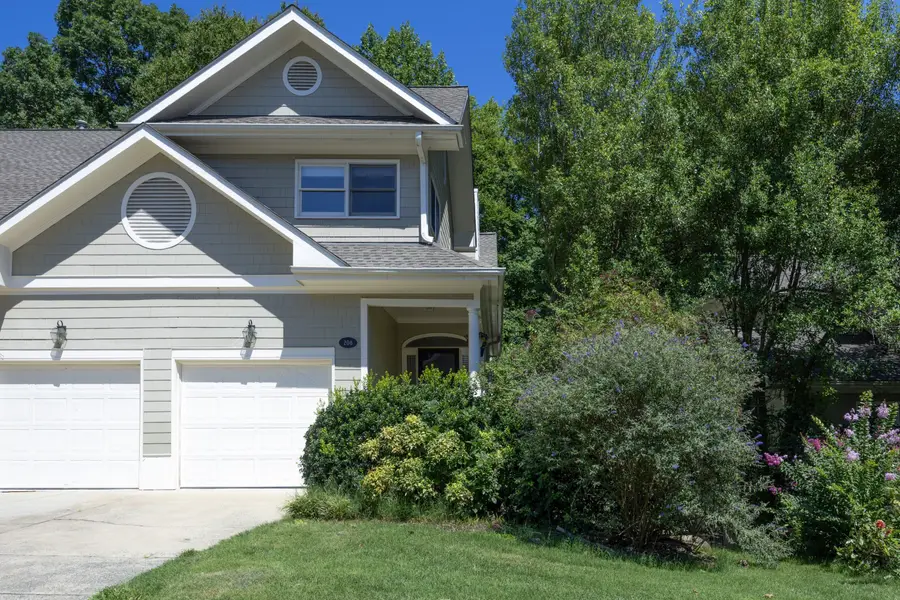 208 W Columbia Place, Chapel Hill, NC 27516 - #2