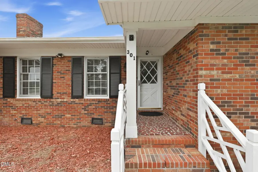 301 Halifax Street, Clinton, NC 28328 - #2