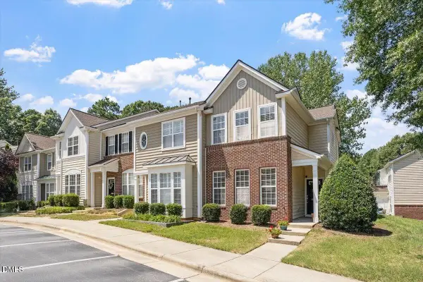5310 Crescentview Parkway, Raleigh, NC 27606