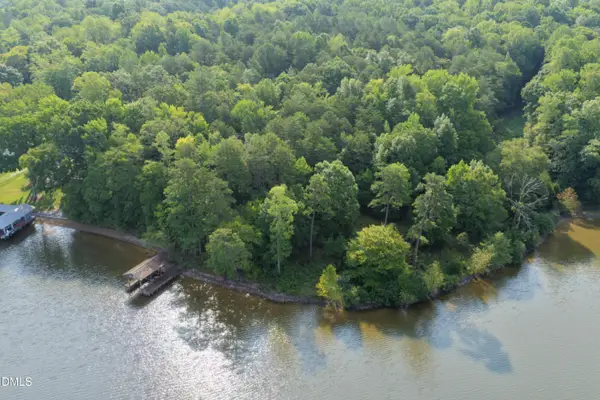 235 Pelican Point Lane, Semora, NC 27343