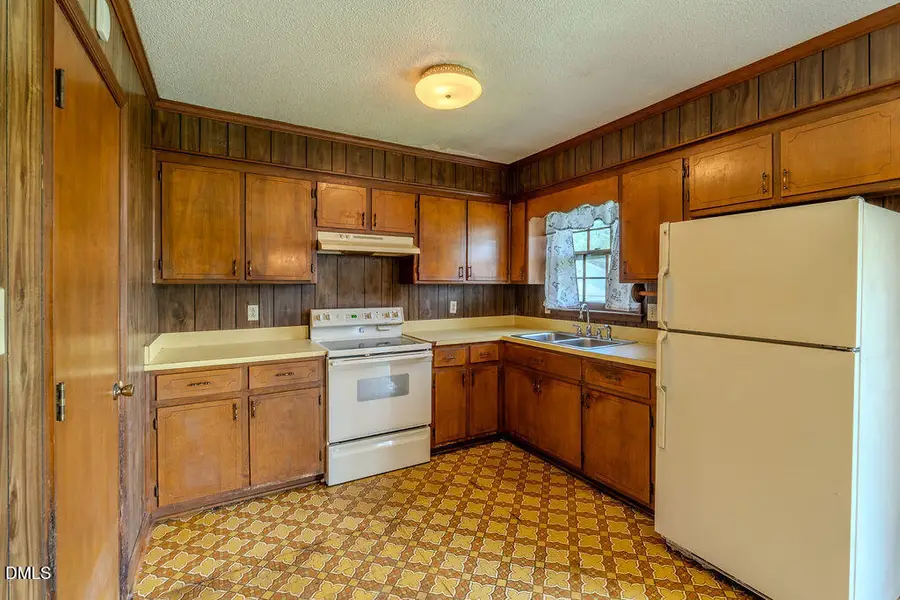 306 S Brevard Street, Selma, NC 27576 - #2