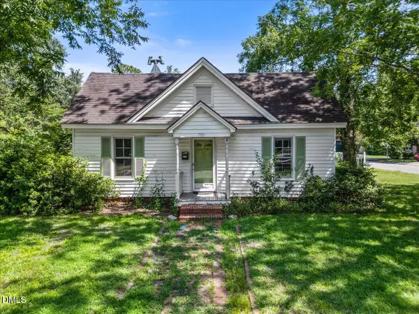 700 N Webb Street, Selma, NC 27576