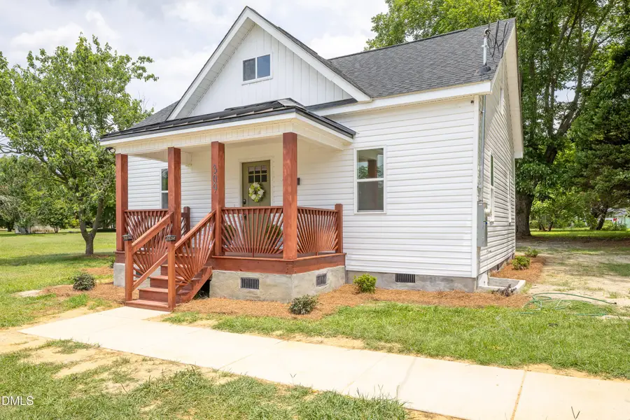 309 Stetson Street, Clinton, NC 28328 - #2
