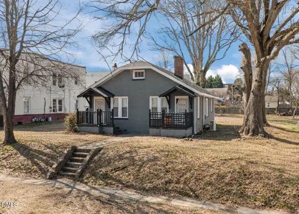 204 W Holt Street, Burlington, NC 27217