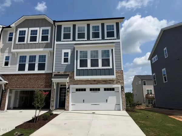 9043 Hazy Jade Way, Apex, NC 27523