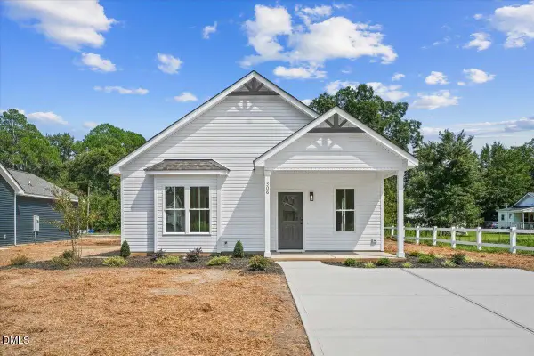306 S Sycamore Street, Fremont, NC 27830