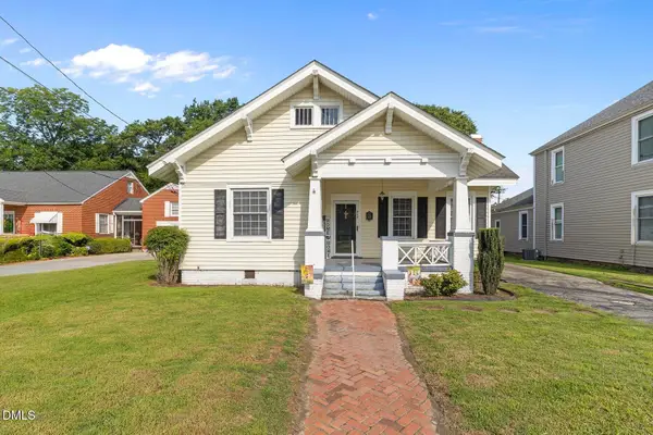 313 N Breazeale Avenue, Mount Olive, NC 28365