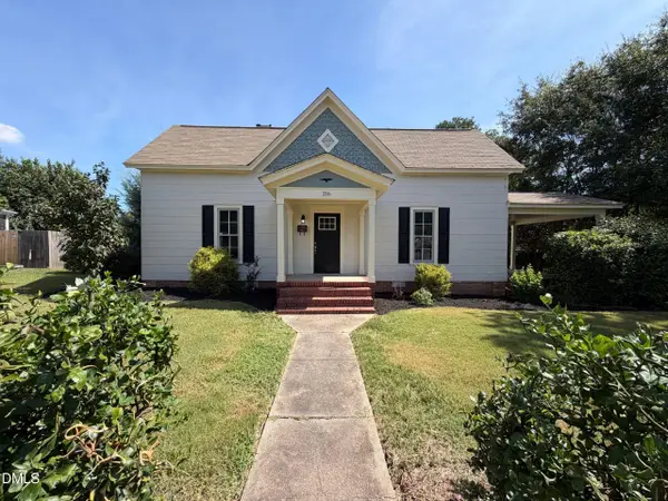 216 E Horne Street, Clayton, NC 27520