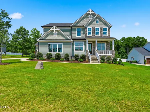 2804 Arrowsmith Drive, Fuquay Varina, NC 27526