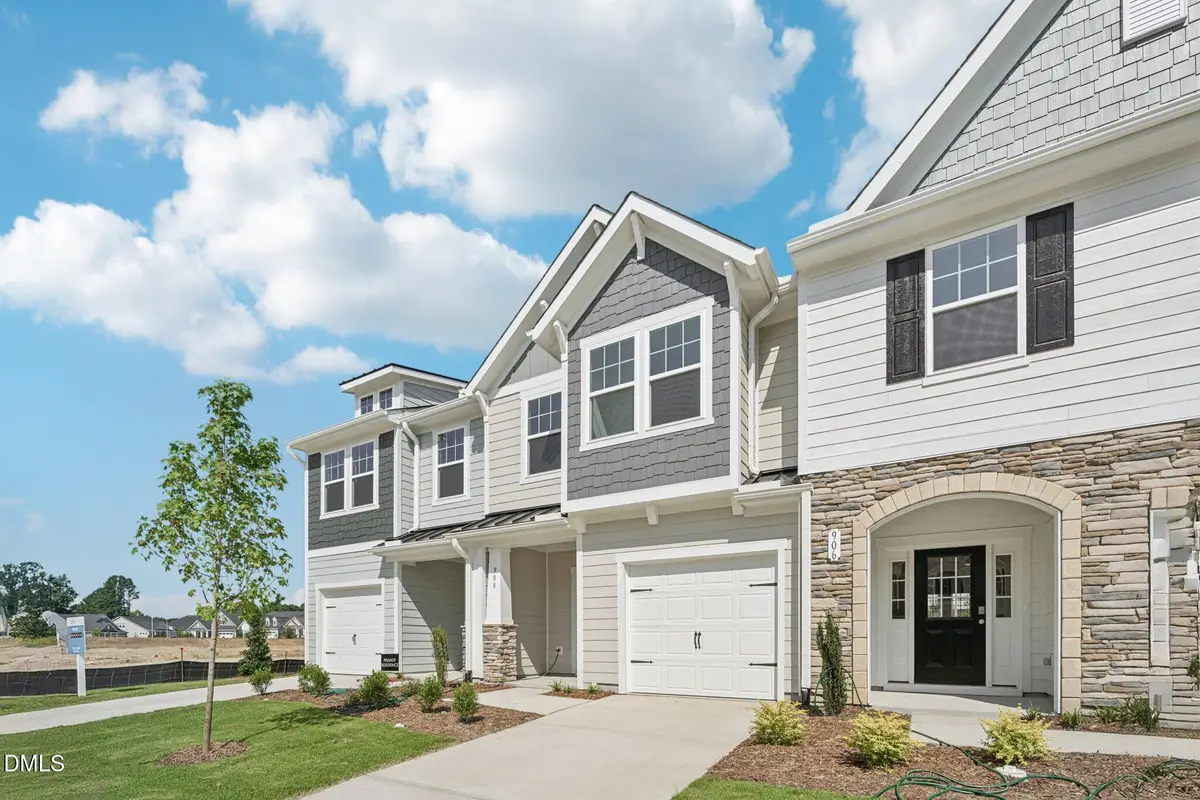 658 Sefton Park Drive, Zebulon, NC 27597 - #1