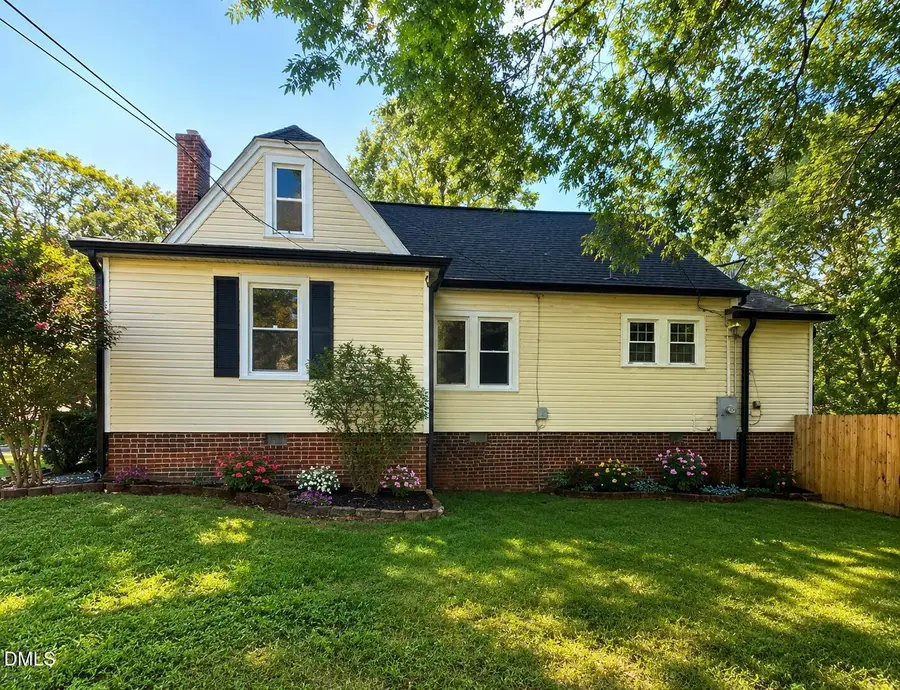 401 Banks Street, Graham, NC 27253 - #2