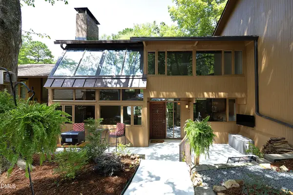 102 Arbutus Place, Chapel Hill, NC 27517