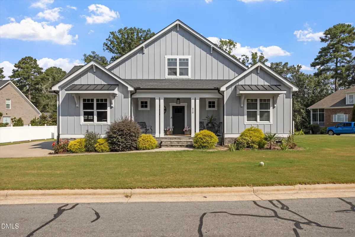 516 W Franklin Street, Zebulon, NC 27597 - #1