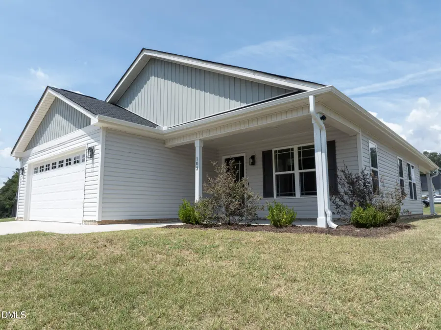 103 E Allen Street, Four Oaks, NC 27524 - #3