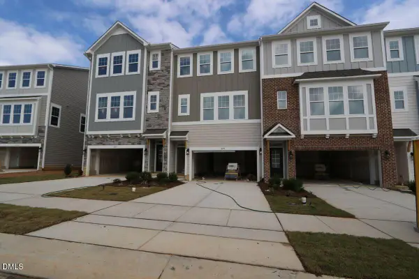2271 Bay Minette Station, Apex, NC 27502
