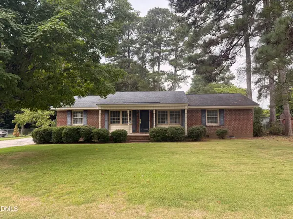 803 W Morris Circle, Dunn, NC 28334