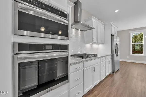 1110 Blackthorn Lane, Durham, NC 27703