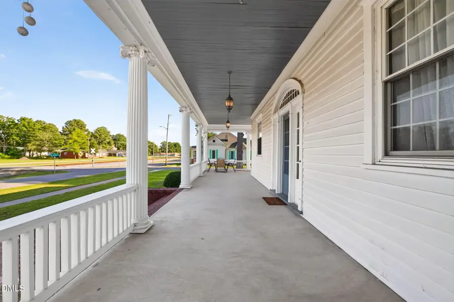 301 NW Railroad Street, Pikeville, NC 27863 - #3