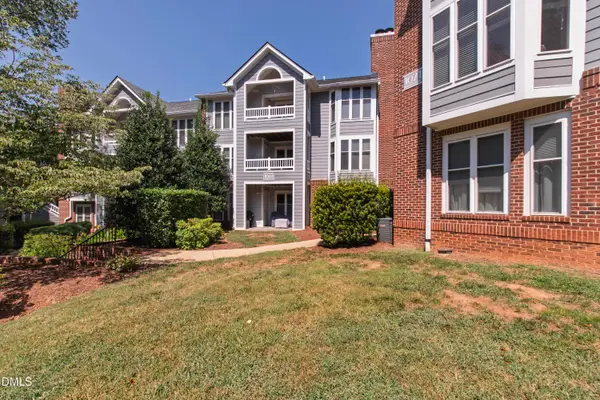 1061 Wirewood Drive, Raleigh, NC 27605