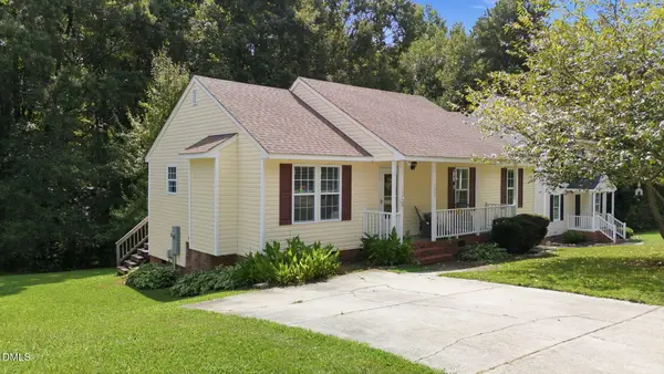 1037 Laurel Leaf Road, Zebulon, NC 27597