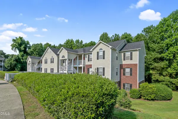 352 Bubble Creek Court, Fayetteville, NC 28311