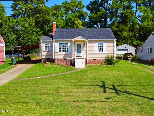325 W Gilbreath Street, Graham, NC 27253