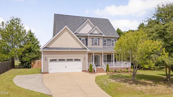 8104 Hartwood Glen Circle, Willow Springs, NC 27592