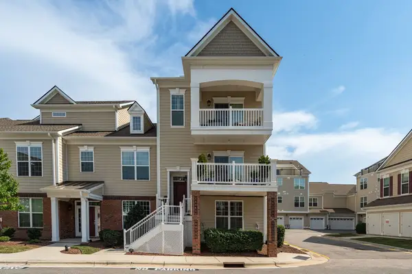 10530 Sablewood Drive, Raleigh, NC 27617